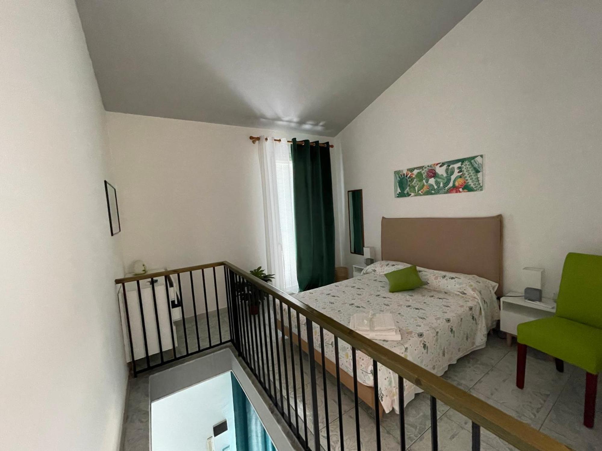 Tuttifrutti Holiday Acireale Buitenkant foto